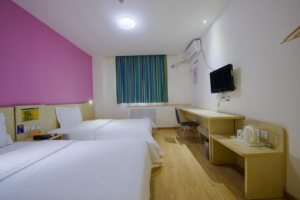7Days Inn Luoyang Longmen Avenue Normal College Extérieur photo