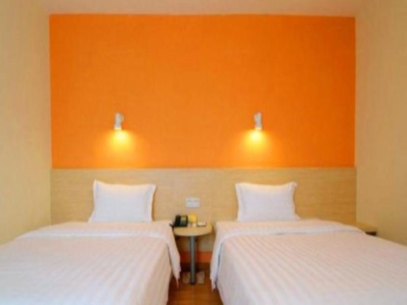 7Days Inn Luoyang Longmen Avenue Normal College Extérieur photo